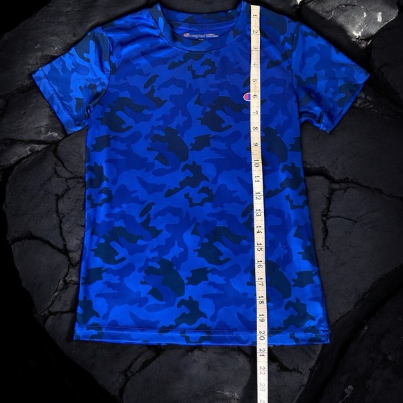 Champion | Boys | Blue Camo | Athletic Tee| Size 7/8 - Picture 4 of 6